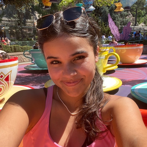 Meet your Posher, Casey - Picture 1 of 1